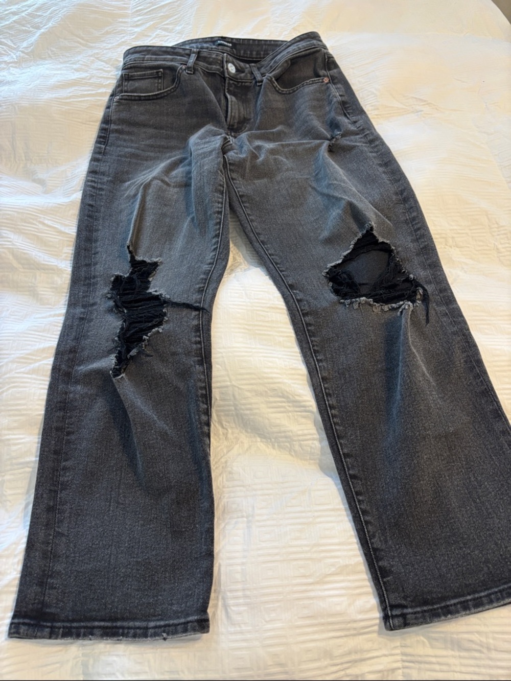 Women’s Black Distressed Ripped Jeans Boyfriend Midrise